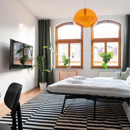 Moderne 62qm Ferienwohnung, Zentral In Bahnhofsnaehe Appartement *