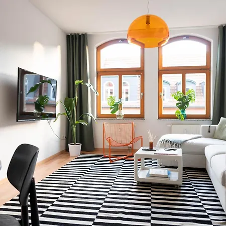 Moderne 62qm Ferienwohnung, Zentral In Bahnhofsnaehe