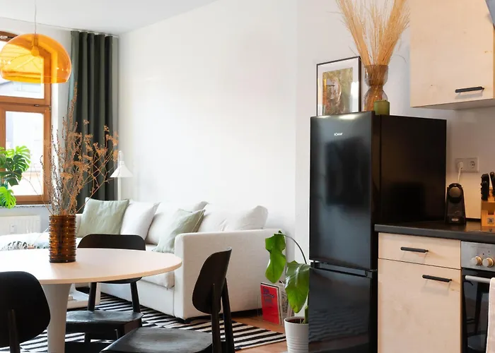 Moderne 62qm Ferienwohnung, Zentral In Bahnhofsnaehe Erfurt